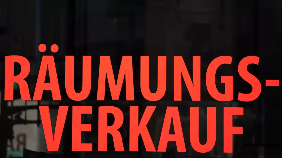 Die Auskunftei Creditreform rechnet damit, dass die Zahl der Firmenpleiten in Deutschland weiter nach oben gehen wird: «Der Pleite-Höhepunkt ist noch nicht erreicht.» (Symbolbild) - Bild: Boris Roessler/dpa