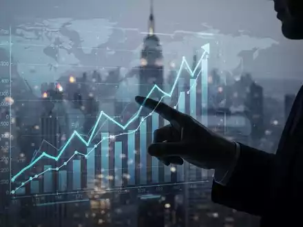 Eine Hand manipuliert eine digitale Benutzeroberfläche mit einem irreführenden Finanzdiagramm, das hohe Gewinne zeigt, während im Hintergrund eine verschwommene Stadtlandschaft zu sehen ist. - Foto: über boerse-global.de