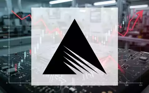 Ein dramatischer Abwärtstrend in einem Börsendiagramm überlagert einen Mikrochip, der die Halbleiterindustrie repräsentiert. - Foto: über boerse-global.de