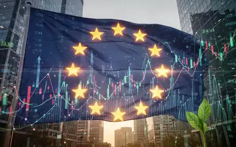 Eine stilisierte, leuchtende EU-Flagge überlagert mit abstrakten Finanzgrafiken und digitalen Datenströmen, die neue Steuerideen und Budgetfinanzierung symbolisieren. - Foto: über boerse-global.de