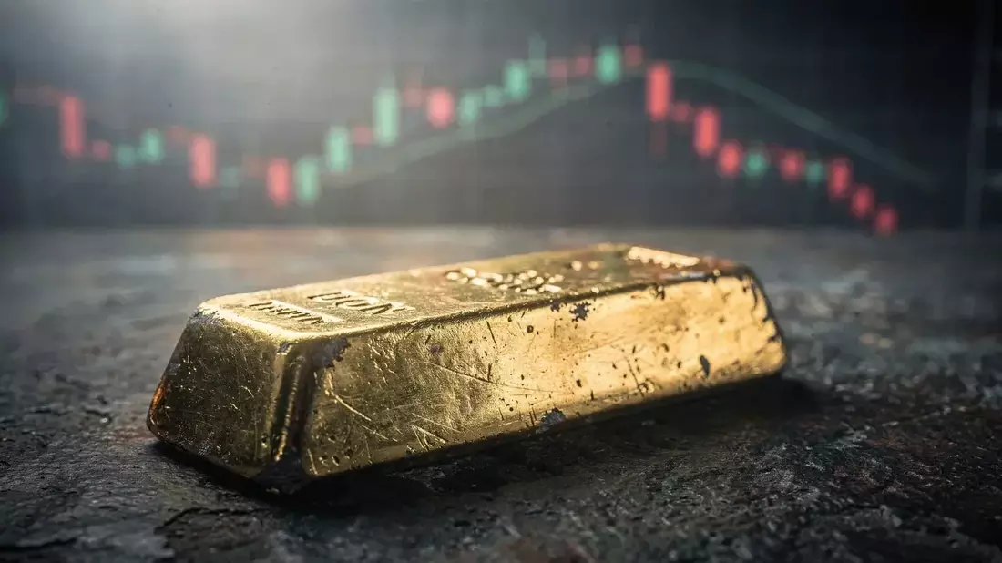 China’s Record 692-Tonne Gold Imports Surge as Price Plummets 26%