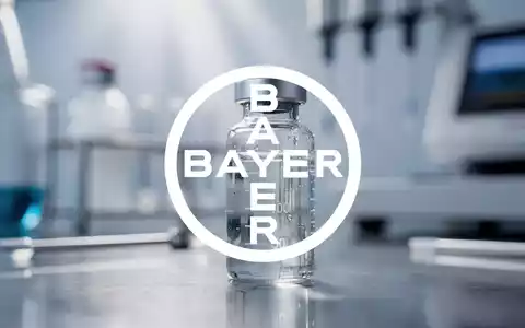 Panorama einer Finanzdistrikt bei Dämmerung - Foto: über boerse-global.de