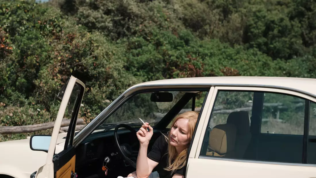 Der Film stellt die Texte Bachmanns in den Fokus. - Bild: Elliott Kreyenberg/Weltkino/dpa