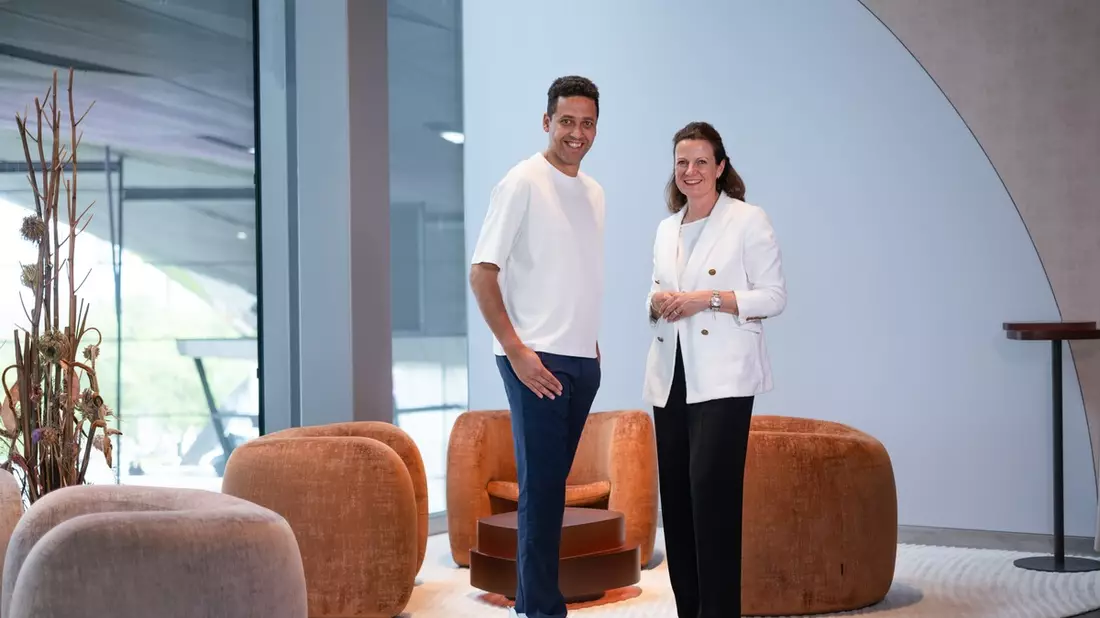 Zwei Michelin-Sterne für THE CLOUD by Käfer in der BMW Welt / BMW Welt gratuliert zu einer der höchsten gastronomischen Auszeichnungen / Start der SEASON II - WHISPERS OF THE RAINFOREST - Bild: presseportal.de