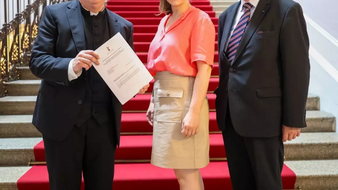 Schutz für Maria Vesperbild: CSU-Fraktion nimmt Petition gegen geplante Windenergieflächen entgegen - Bild: presseportal.de