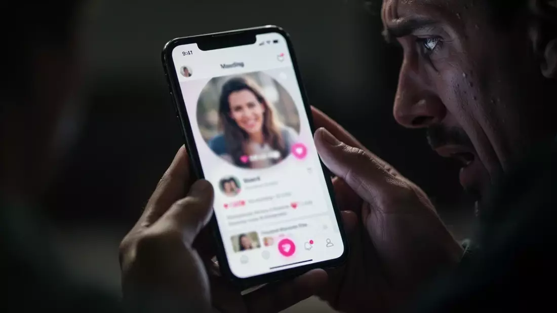 Love-Scam-Welle: Haftstrafen und neue Betrugsmethoden auf Dating-Apps