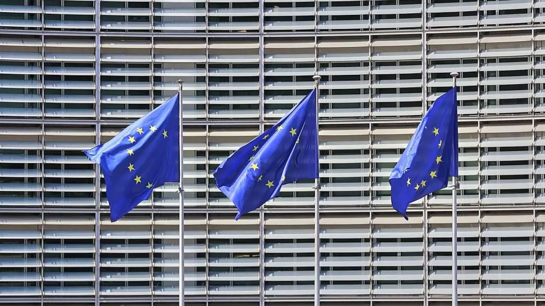 EU will Cloud-Geschäfte von Amazon und Microsoft regulieren