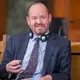 Erhält den Friedenspreis des Deutschen Buchhandels: der französisch-britische Jurist und Autor Philippe Sands. - Bild: Daniel Karmann/dpa-Pool/dpa