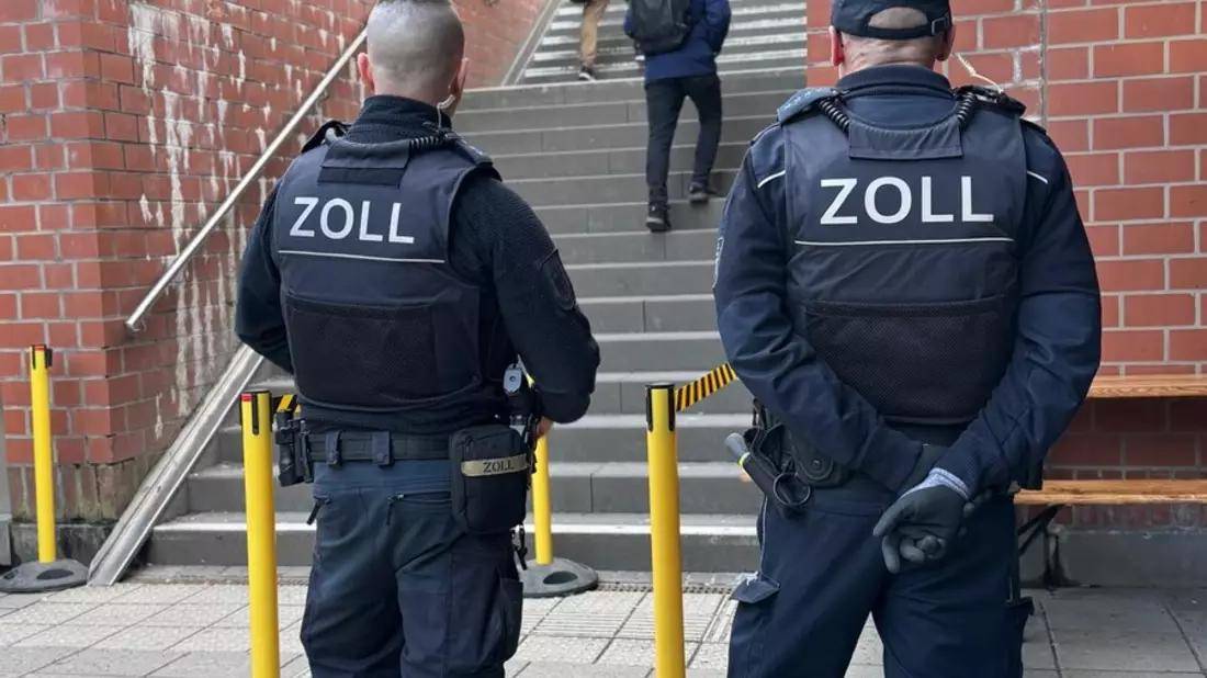HZA-MS: Berufsinformationstag am 09.07.2026 beim Hauptzollamt Münster Noch wenige freie Plätze! - Bild: presseportal.de