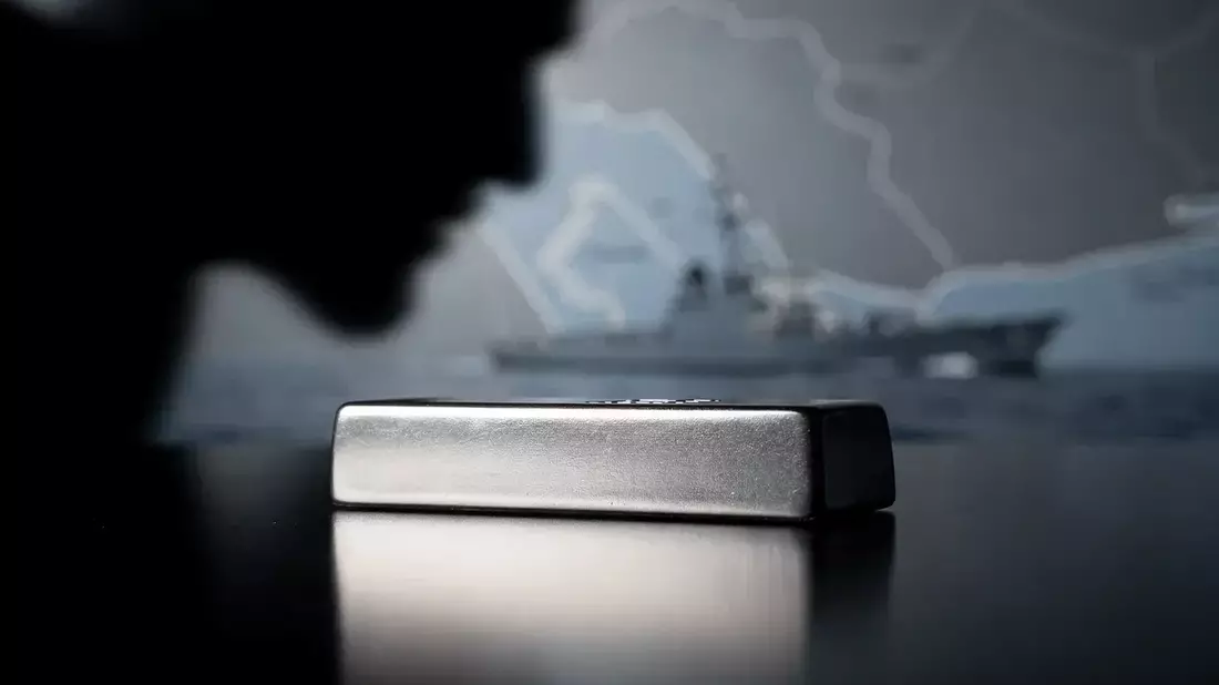 Plata cae a mínimos desde diciembre 2025: tipos altos y corrección tecnológica presionan el metal