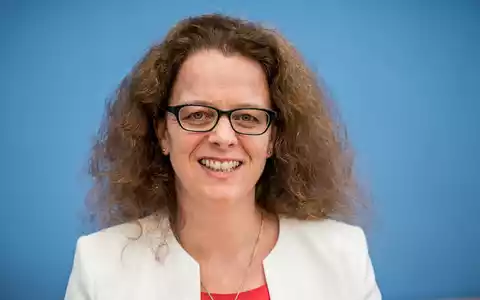 EZB-Direktorin Isabel Schnabel bleibt trotz Entspannung im Iran-Krieg vorsichtig. (Archivbild) - Foto: Michael Kappeler/dpa
