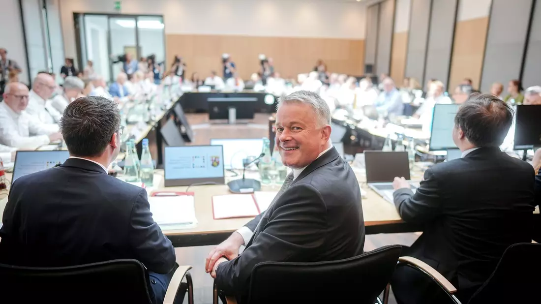 Die Länder haben sich in Finanzfragen mit dem Bund auf eine Position verständigt.   - Bild: Kay Nietfeld/dpa