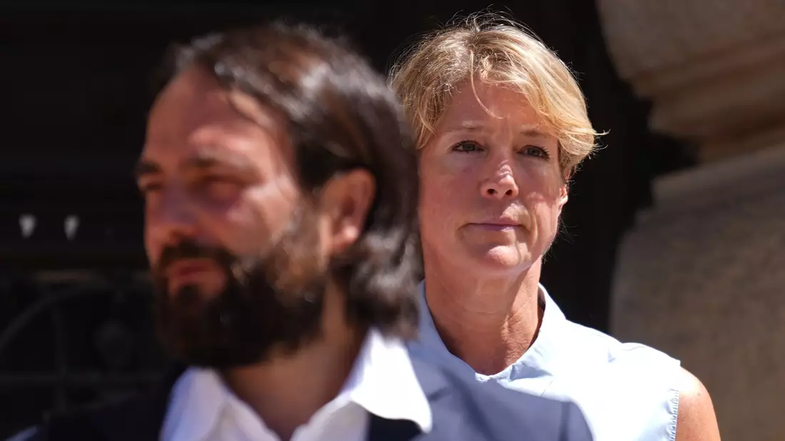 Christina Block wird von Anwalt Ingo Bott vertreten. - Bild: Marcus Brandt/dpa