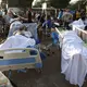 Mindestens 1.500 Menschen wurden verletzt. - Bild: Pedro Mattey/AP/dpa