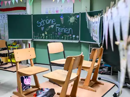 Den Anfang machen die Kinder in Hessen, Rheinland-Pfalz und im Saarland. (Archivbild) - Foto: Jens Kalaene/dpa