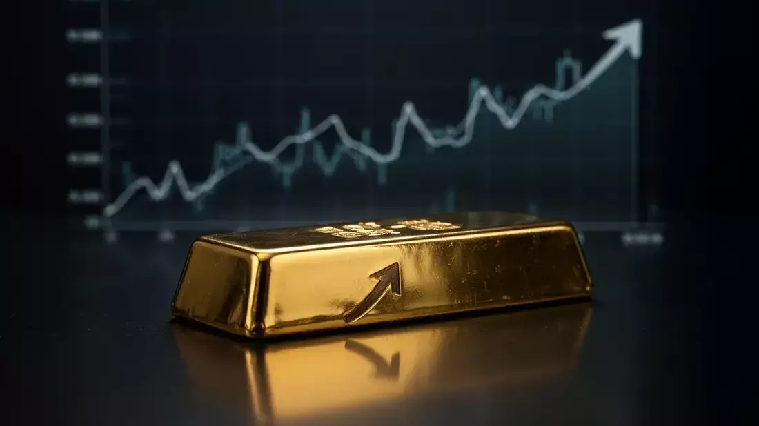 Gold Trapped: Central Bank Hoarding vs. Hawkish Fed, Weak Demand