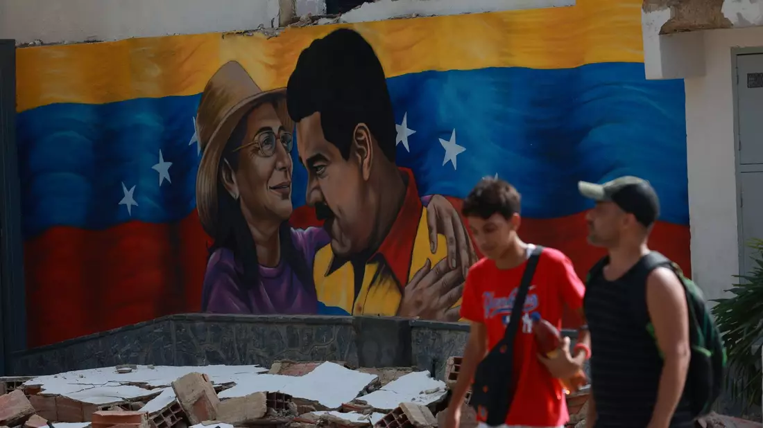 Seit Jahren leidet Venezuela unter politischen Spannungen und wirtschaftlichen Problemen. - Bild: Stringer/dpa