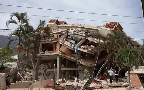 Im Bundesstaat La Guaira an der Karibikküste sind die Folgen der Erdbeben besonders dramatisch. - Foto: Stringer/dpa