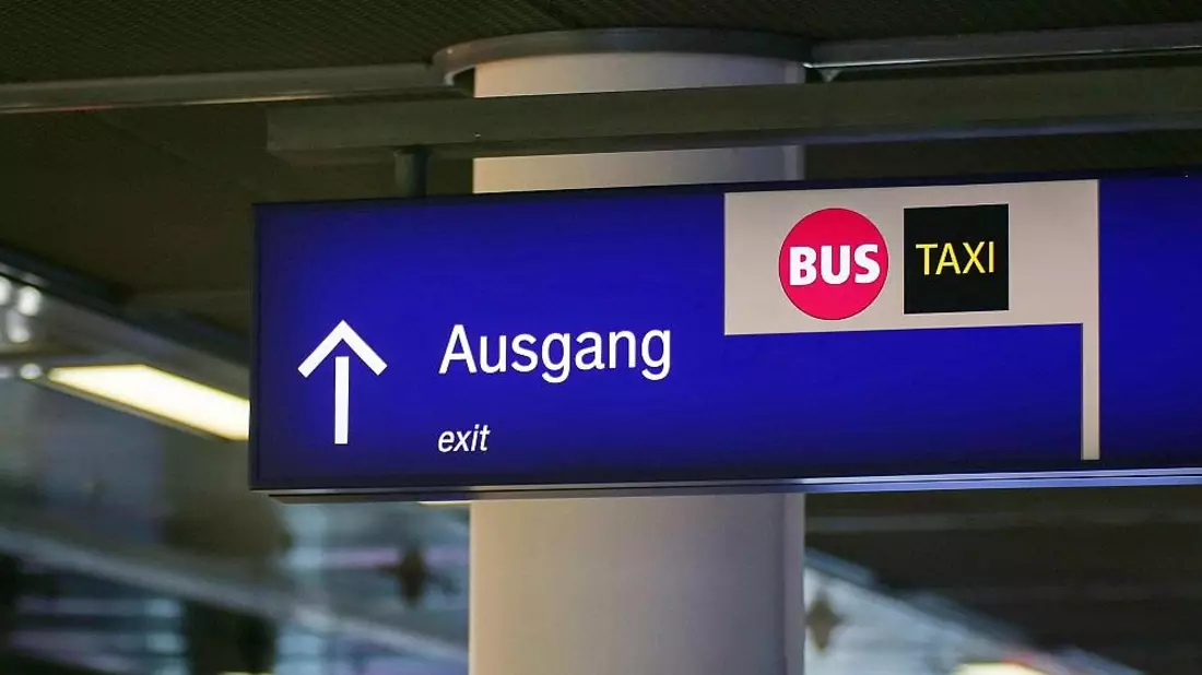 Verkehrsminister glaubt an Zuverlässigkeit der Bahn
