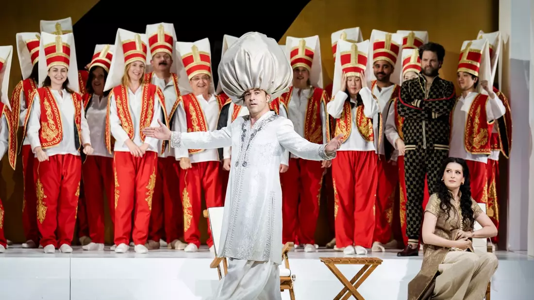 Große Oper mit Bülent Ceylan: BILD zeigt Die Entführung aus dem Serail live aus der Berliner Staatsoper / Exklusives Kulturerlebnis am 8. Juli 2026 ab 19 Uhr auf BILD.de für Abonnenten von BILDplus - Bild: presseportal.de