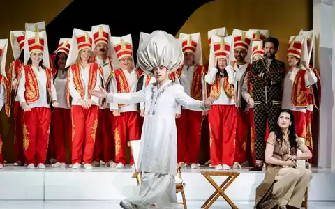 Große Oper mit Bülent Ceylan: BILD zeigt Die Entführung aus dem Serail live aus der Berliner Staatsoper / Exklusives Kulturerlebnis am 8. Juli 2026 ab 19 Uhr auf BILD.de für Abonnenten von BILDplus - Foto: presseportal.de