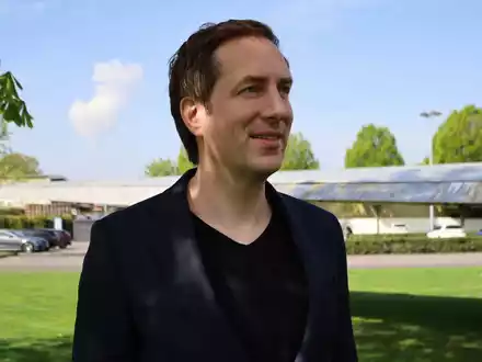 Vertriebsautomatisierung im Mittelstand: Dr. Alexander Nichau von der niologic GmbH verrät, wie KI Angebote, Preise und Aufträge in Sekunden vorbereitet - Foto: presseportal.de