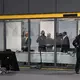 Der Angeklagte verfolgte den Prozess aus einer Glaskabine heraus. Zur Urteilsverkündung gab es technische Probleme bei der Akustik. - Bild: Hendrik Schmidt/dpa