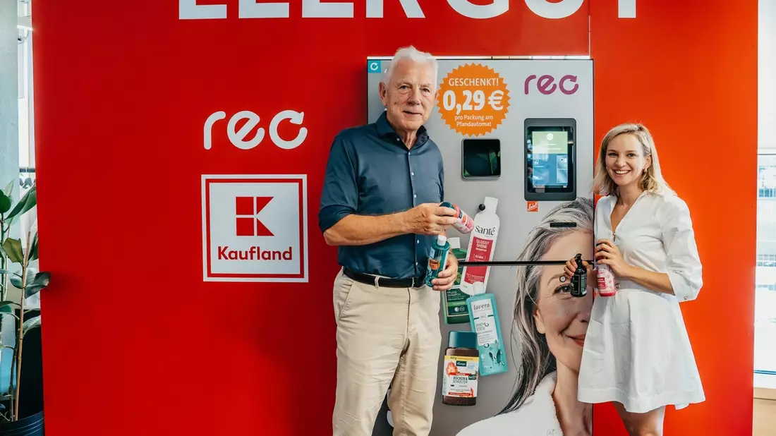 Cash statt Trash: lavera wirkt aktiv an einem Pfandsystem für Kosmetikverpackungen mit / reo-Kick off und Podiumsdiskussion in Heilbronn - für ein zukunftsfähiges Pfandsystem in der Kosmetikbranche - Bild: presseportal.de