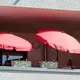 Schatten dürfte am Wochenende vielerorts begehrt sein. - Bild: Uwe Anspach/dpa