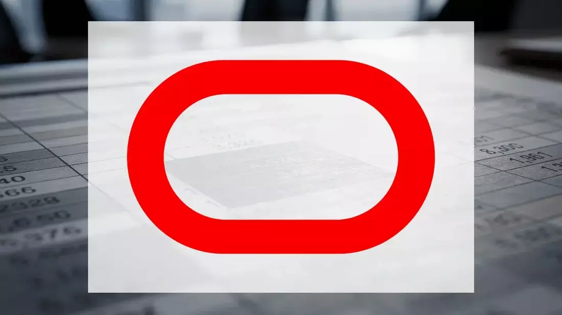 Oracle Q4 Cloud Revenue Surges 93% but $40B Funding Plan Triggers Stock Rout