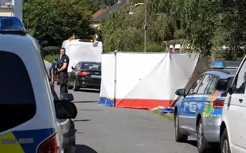 Einsatzkräfte gehen von einem Gewaltverbrechen aus.  - Foto: Hüneke/dpa