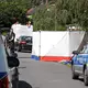 Einsatzkräfte gehen von einem Gewaltverbrechen aus.  - Bild: Hüneke/dpa