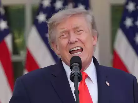 Trump droht mit neuen Zöllen. (Archivbild) - Foto: Jacquelyn Martin/AP/dpa