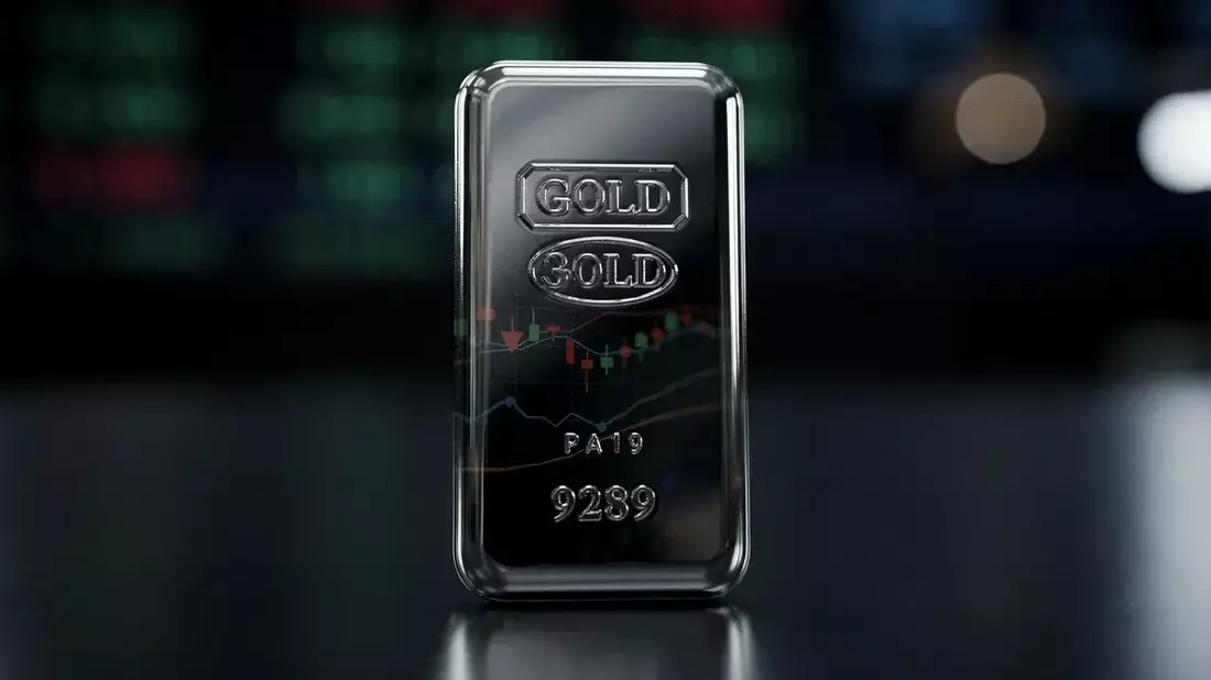 Silver's Supply Deficit vs. Hawkish Fed: Price Plunge Explained