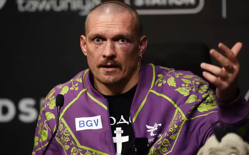 Usyk nach seinem WM-Sieg gegen Fury. (Archivbild) - Foto: Nick Potts/PA Wire/dpa