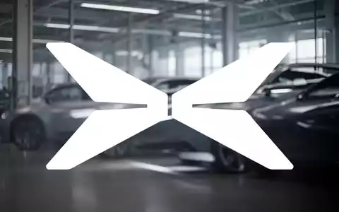 Abstrakte, atmosphärische Szene, die die Automobilindustrie darstellt, mit einem Gefühl von vorsichtigem Optimismus und strategischen Finanzmanövern. - Foto: über boerse-global.de
