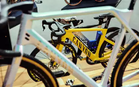 Canyon ist mit Sporträdern groß geworden, nun investiert der Koblenzer Hersteller in E-Bikes. (Archivbild) - Foto: Marco Freudenreich/Canyon/dpa