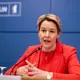 Berlins Wirtschaftssenatorin Franziska Giffey widerspricht der SPD-Co-Chefin Bärbel Bas. (Archivbild) - Bild: Fabian Sommer/dpa