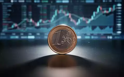 Ein Euro-Cent auf einer dunklen Oberfläche, im Hintergrund verschwommene digitale Finanzdaten, symbolisiert Betrug und Manipulation. - Foto: über boerse-global.de