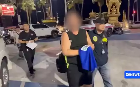 Einem Australier wird in Thailand der Mord an einer 17-Jährigen vorgeworfen. Ihre Leiche soll er in einem Koffer abgelegt haben. - Foto: Abc News/ABC News/AAP/dpa