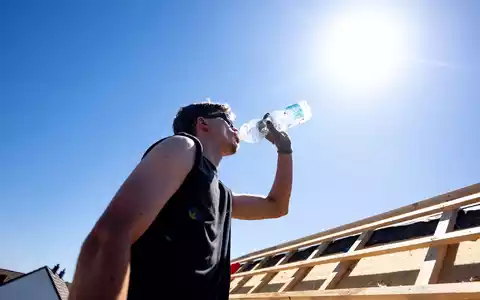 Wieder wurde ein Temperatur-Rekord aufgestellt. - Foto: Benjamin Westhoff/dpa