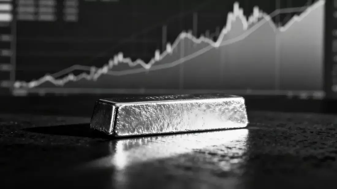 Plata en mínimos: peor racha desde pandemia, cae 7% semanal y 50% desde enero