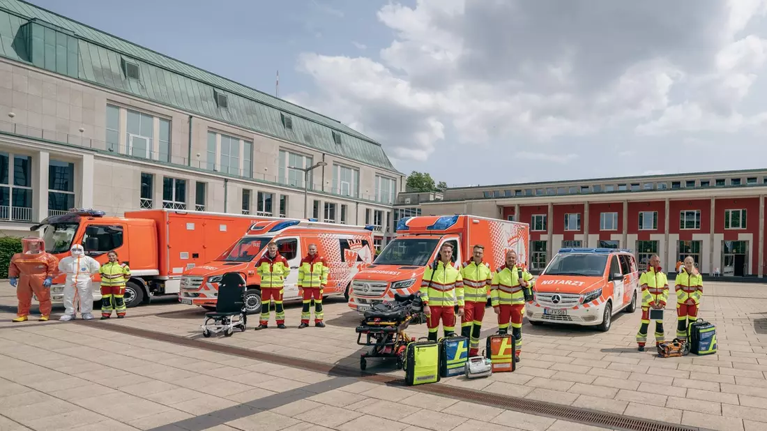 FW-E: Hitzewelle fordert Essener Rettungsdienst - Feuerwehr erhöht Fahrzeugvorhaltung und verstärkt Leitstelle - Bild: presseportal.de