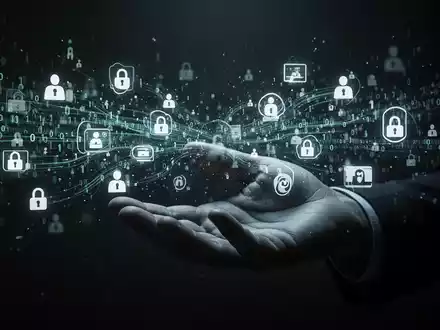 Ein digitaler Datenstrom mit Binärcode und persönlichen Informationssymbolen fließt in eine schattenhafte, ausgestreckte Hand. - Foto: über boerse-global.de