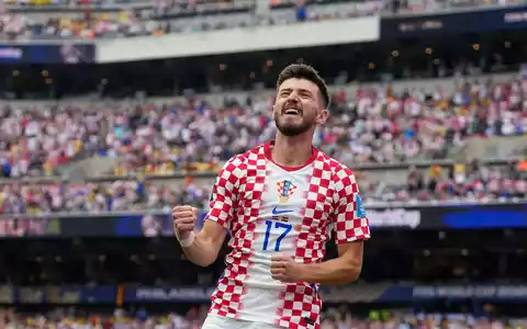 Belohnte Kroatien für eine dominante erste Halbzeit: Petar Sucic. - Foto: Matt Slocum/AP/dpa