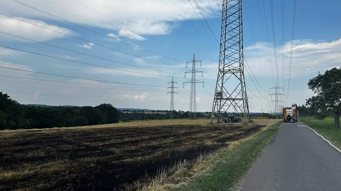 FW Hennef: Großer Flächenbrand in Lescheid - Bild: presseportal.de