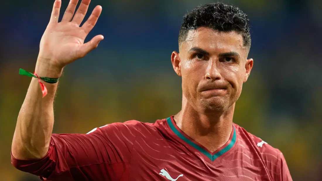 Enttäuschender Auftritt: Portugals Superstar Cristiano Ronaldo nach dem 0:0 gegen Kolumbien. - Bild: Rebecca Blackwell/AP/dpa