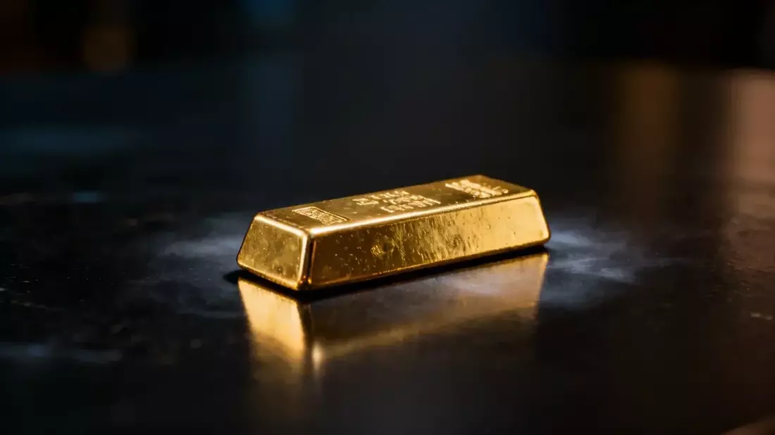 Gold's 4th Weekly Loss: Oversold RSI vs Fed & Geopolitical Headwinds