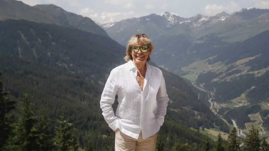Sommer Opening mit „Herz & Gfühl“: Bärige Stimmung mit Schlagerstar Hansi Hinterseer in See im Paznaun - Bild: presseportal.de