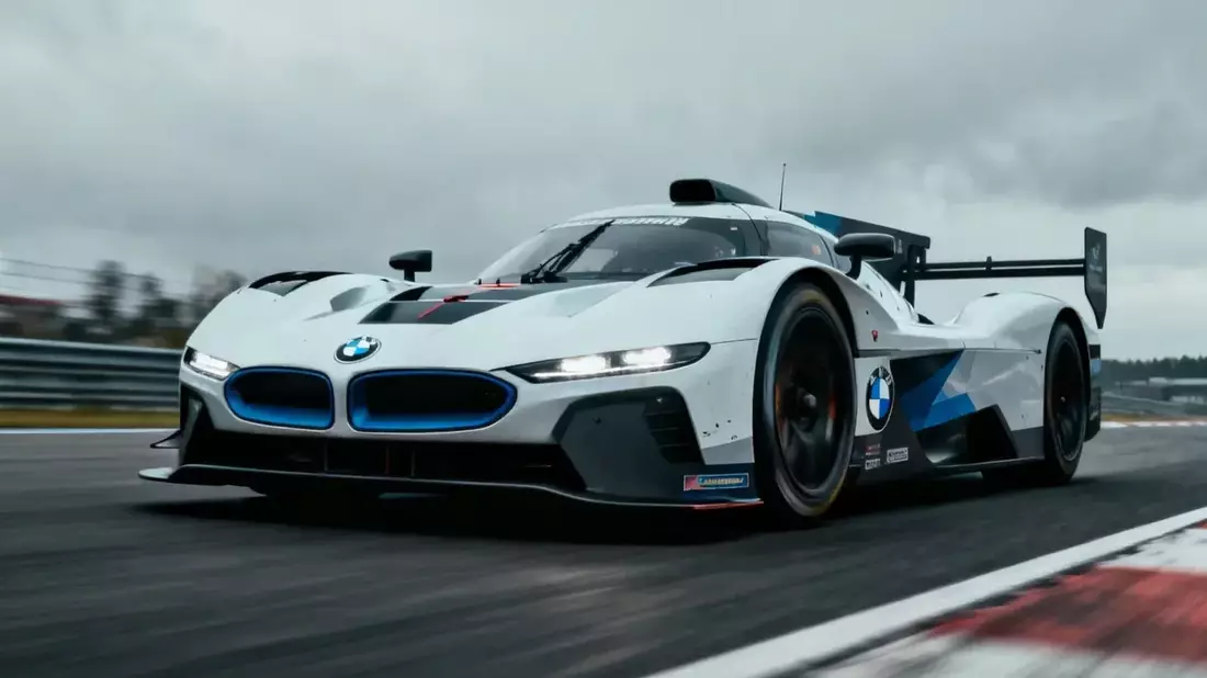 BMW's Preference Shares End June 30 Amid Profit Warning and X5 Launch
